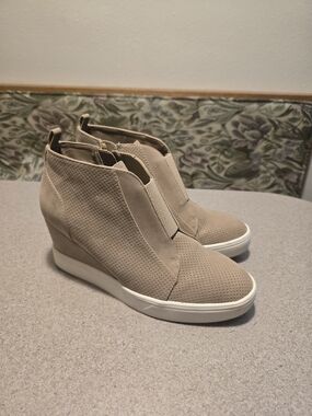 MIA Taupe Wedge Sneaker Booties